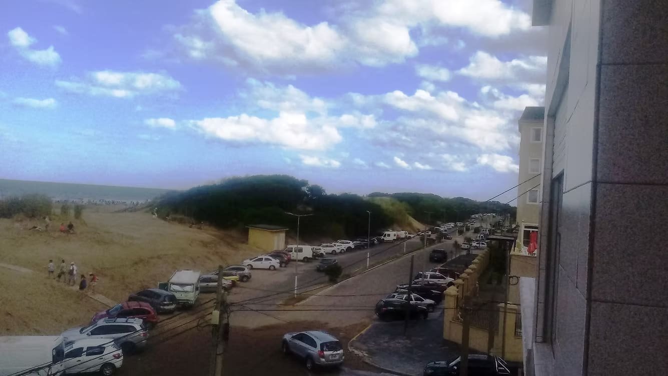 DEPARTAMENTO FRENTE AL MAR - Imagen 2