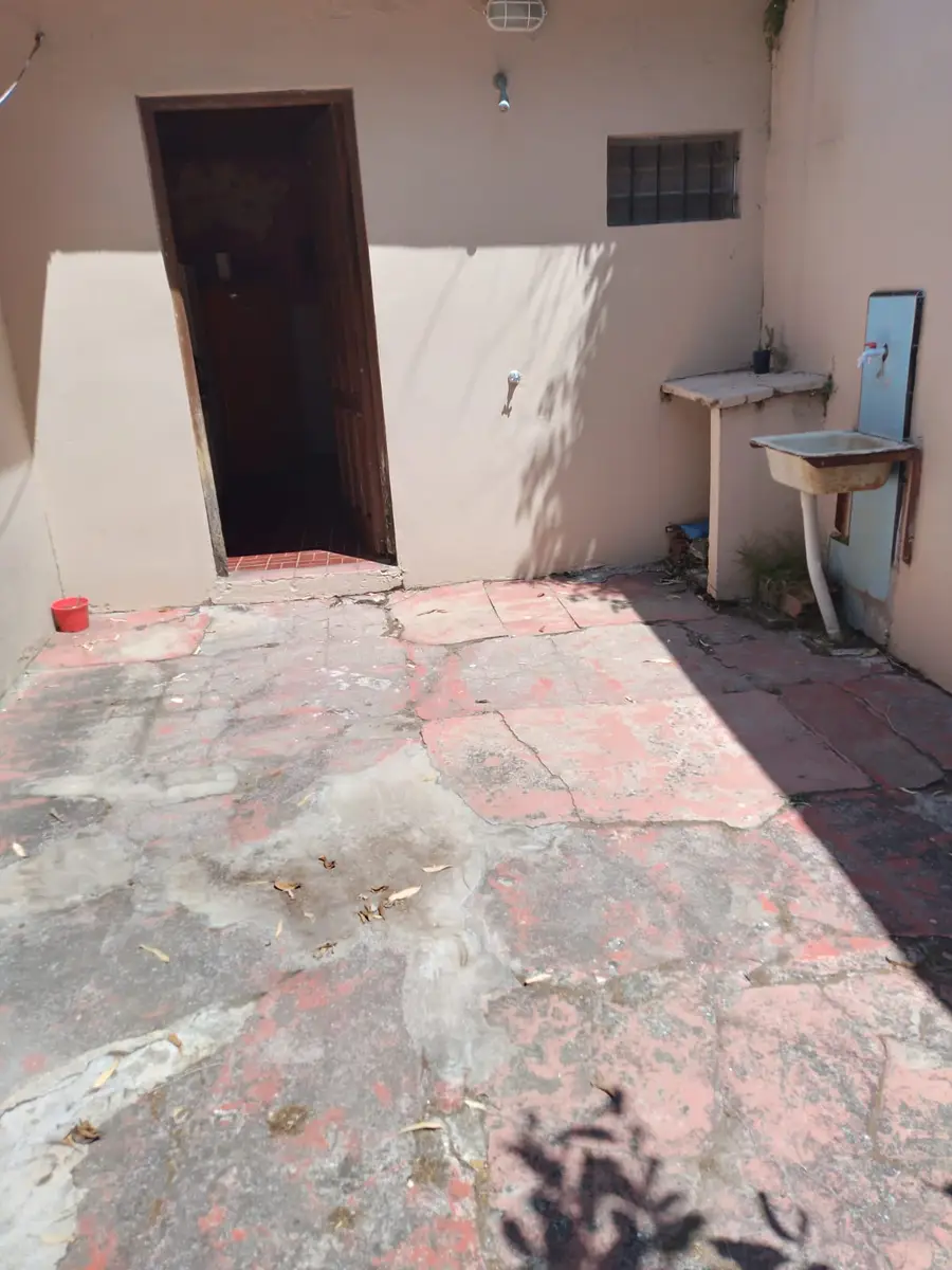 MUY BUEN DEPARTAMENTO PH - Imagen 11