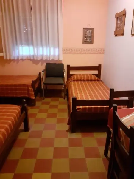 HOSTERIA DE CATEGORIA PLENO CENTRO - Imagen 14