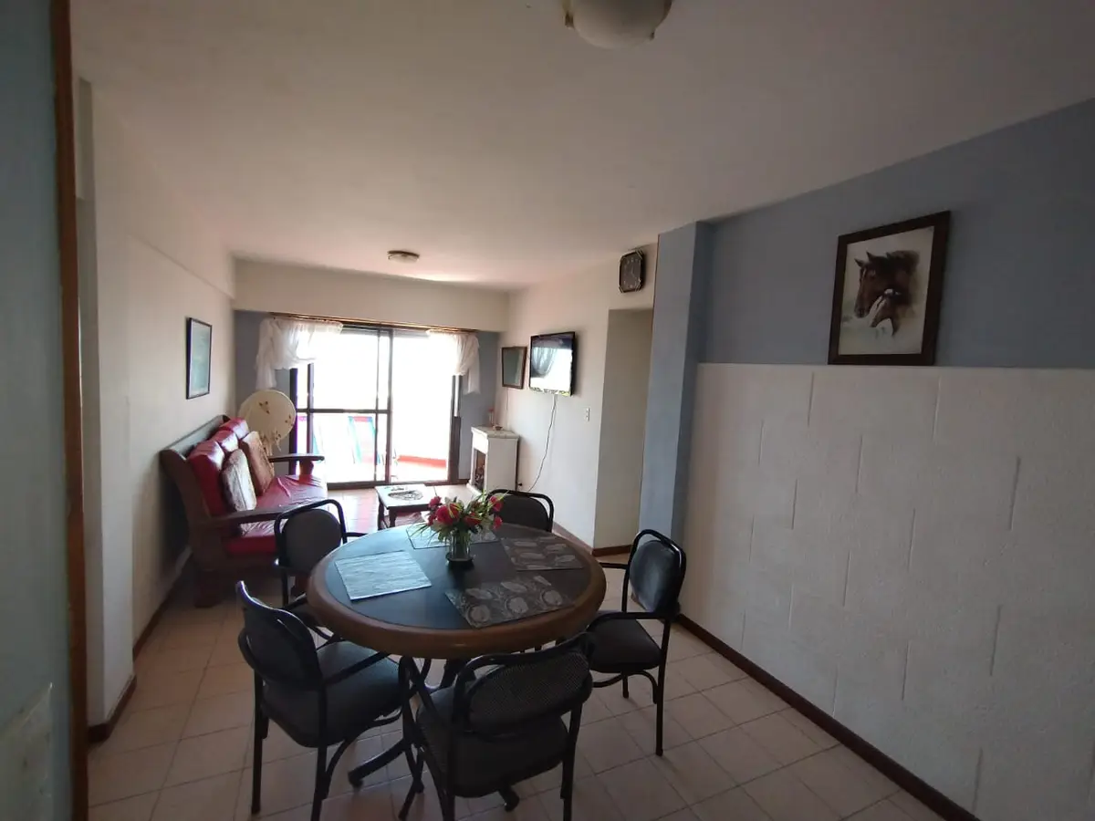 EXCELENTE DEPARTAMENTO CENTRICO - Imagen 3