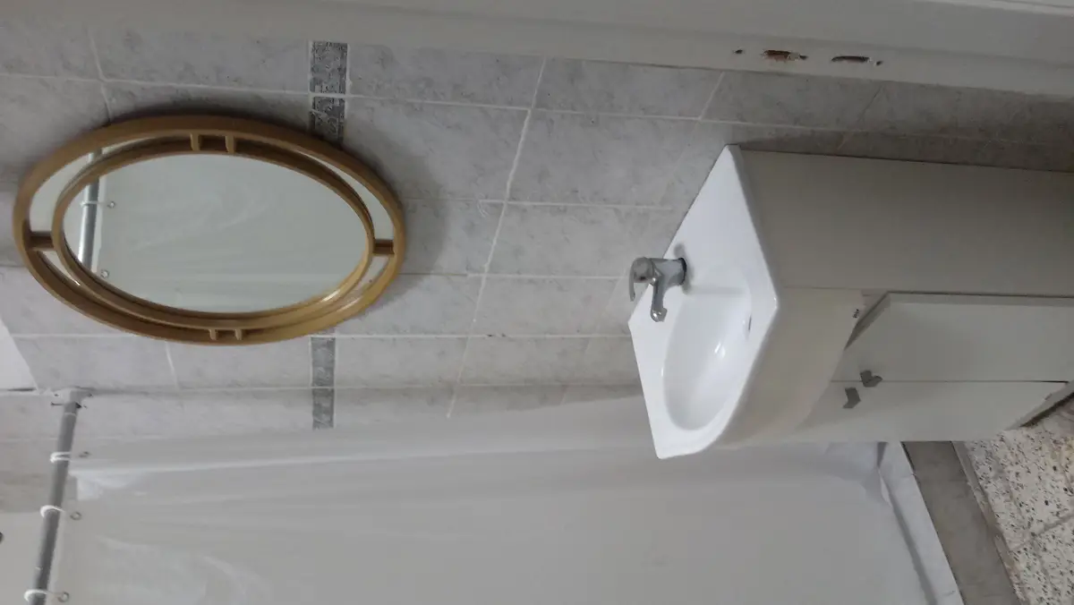 MUY BUENA CASA EN PH - Imagen 6